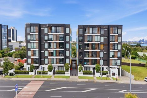Photo of property in Frank Sargeson Apts, 104/74 Anzac Street, Takapuna, Auckland, 0622