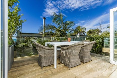 Photo of property in 15 The Strand, Takapuna, Auckland, 0622