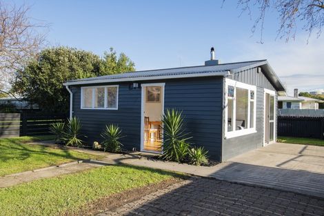 Photo of property in 42 Valley Road, Mangapapa, Gisborne, 4010