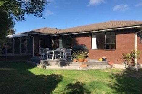 Photo of property in 93 Royal Park Drive, Parklands, Christchurch, 8083