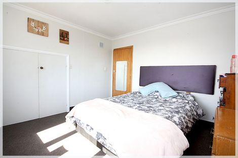 Photo of property in 253 Cambridge Street, Levin, 5510