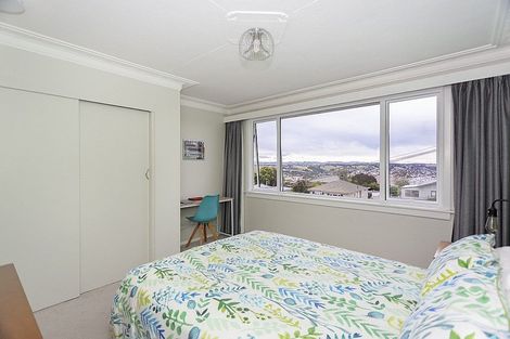 Photo of property in 12 Selwyn Street, South Hill, Oamaru, 9400