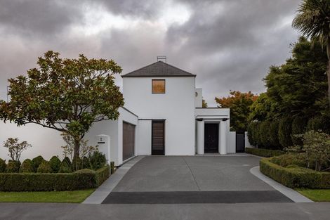 Photo of property in 2 Garden Road, Merivale, Christchurch, 8014