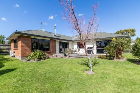 Photo of property in 12 Kingsgate Row, Havelock North, 4130