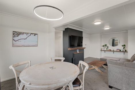 Photo of property in 30 Scotland Terrace, Green Island, Dunedin, 9018