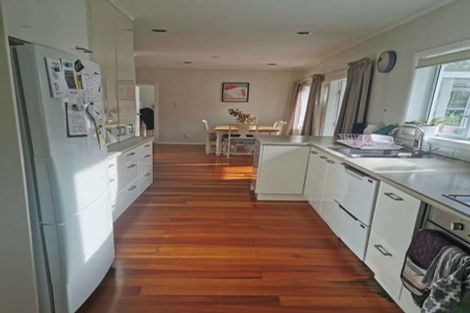 Photo of property in 1/134 Nile Road, Milford, Auckland, 0620