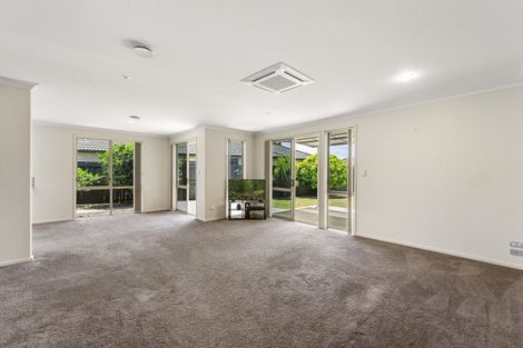 Photo of property in 11 Roxbury Place, Papamoa Beach, Papamoa, 3118