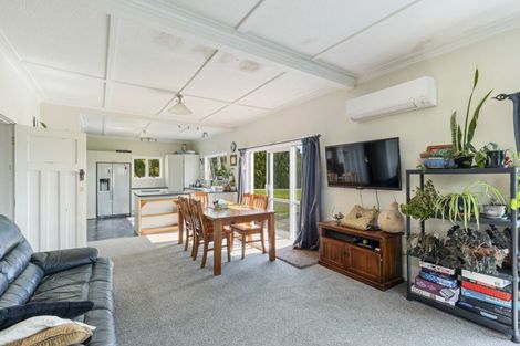 Photo of property in 77 Matarikoriko Road, Brixton, Waitara, 4382