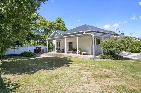 Photo of property in 8 Williams Street, Cambridge, 3434