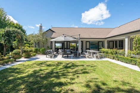 Photo of property in 344 Gillespie Place, Acacia Bay, Taupo, 3385