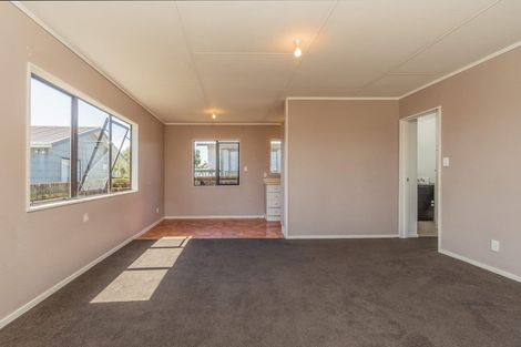 Photo of property in 205b Finlayson Avenue, Clendon Park, Auckland, 2103