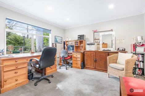 Photo of property in 11c Saint Johns Way, Normandale, Lower Hutt, 5010