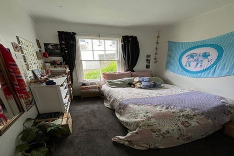 Photo of property in 1/12 Myrtle Crescent, Mount Cook, Wellington, 6021