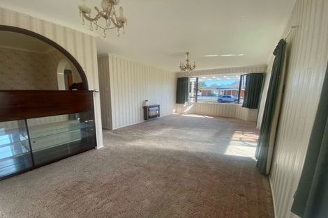 Photo of property in 3 Walker Crescent, Bulls, 4818