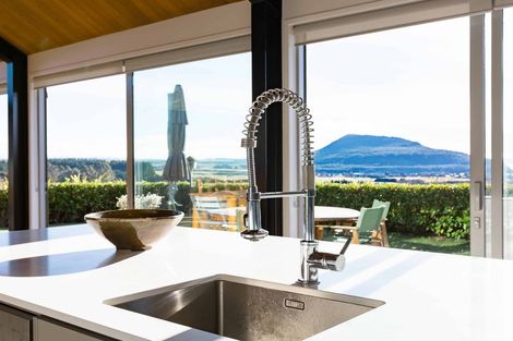 Photo of property in 15 Ngapera Way, Omori, Turangi, 3381