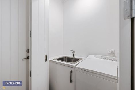 Photo of property in 6 Otira Close, Papamoa Beach, Papamoa, 3118