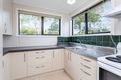Photo of property in 2 Glucina Place, Glen Eden, Auckland, 0602