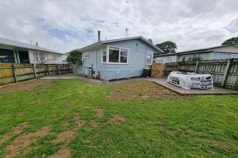 Photo of property in 2/523 Weymouth Road, Weymouth, Auckland, 2103