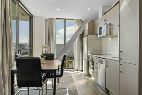 Photo of property in Wyndham Gardens Apartments, 30 Red Oaks Drive, Frankton, Queenstown, 9300