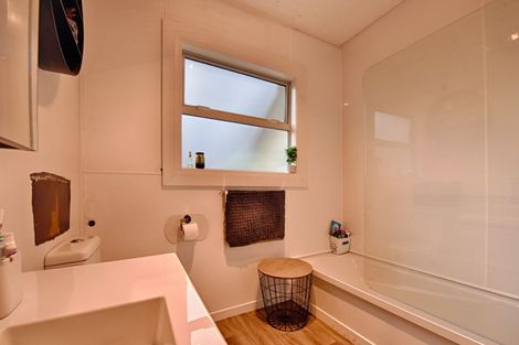 Photo of property in 107 Kitchener Street, Gore, 9710