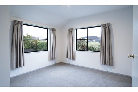 Photo of property in 2/32 Brockworth Place, Riccarton, Christchurch, 8011