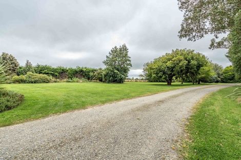 Photo of property in 155 Tussock Creek Grove Bush Road, Grove Bush, Invercargill, 9872