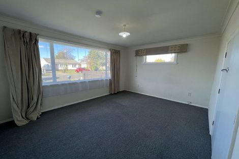 Photo of property in 32 Thomson Street, West End, Palmerston North, 4412