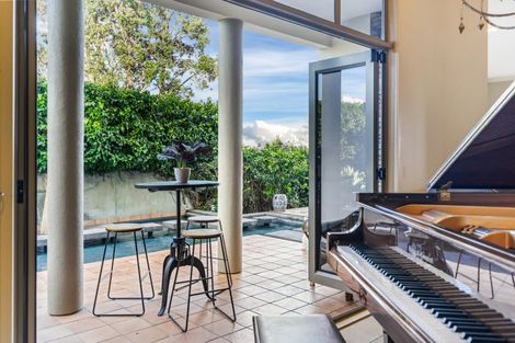 Photo of property in 67 Harbour View Road, Te Atatu Peninsula, Auckland, 0610