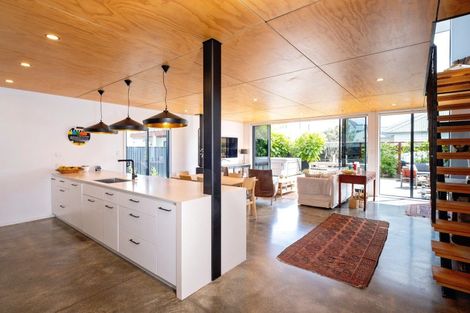 Photo of property in 52 Charles Street, Westshore, Napier, 4110