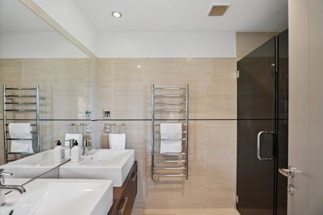 Photo of property in 5 Crawford Place, Lake Hayes, Queenstown, 9304