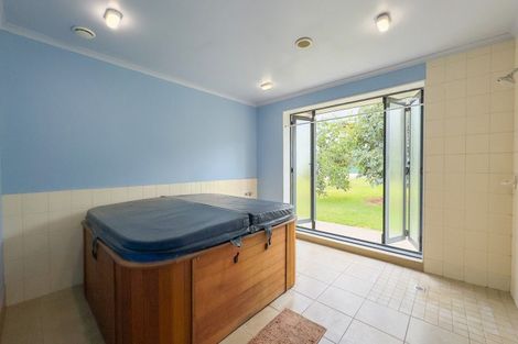 Photo of property in 800 Tuhikaramea Road, Ngahinapouri, Hamilton, 3290