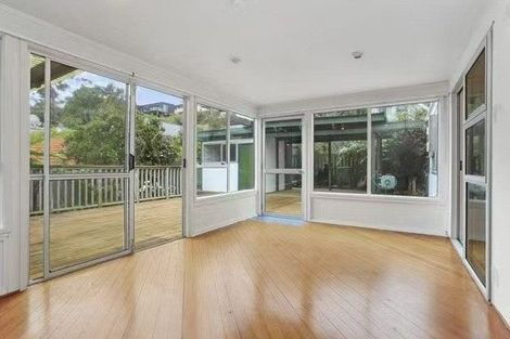 Photo of property in 76 Onewa Road, Northcote Point, Auckland, 0627