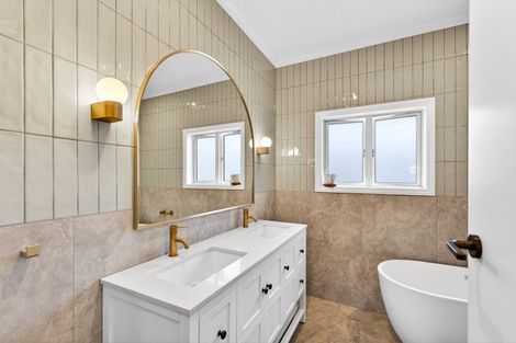 Photo of property in 1222 Taihape Road, Sherenden, Hastings, 4179