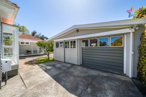 Photo of property in 14a Wai-iti Crescent, Woburn, Lower Hutt, 5010