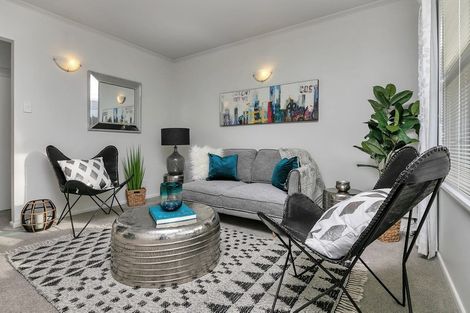 Photo of property in 231a Point Chevalier Road, Point Chevalier, Auckland, 1022