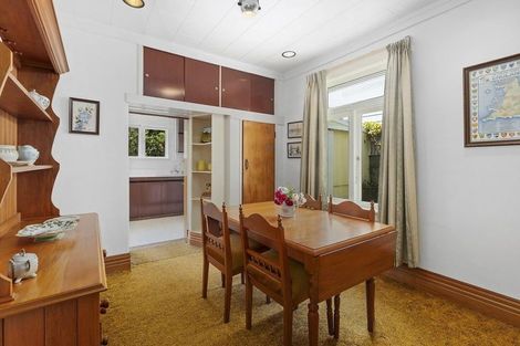 Photo of property in 103 Melbourne Road, Island Bay, Wellington, 6023