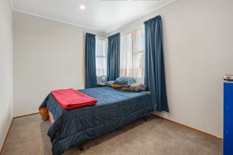 Photo of property in 99 Cargill Street, Papakura, 2110