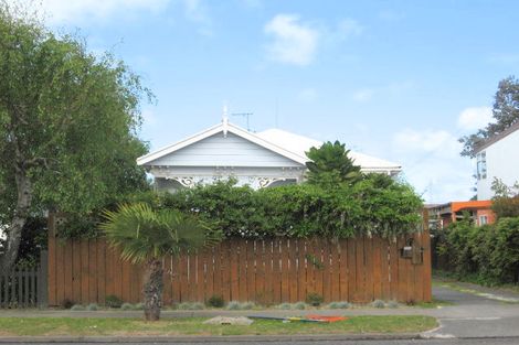 Photo of property in 106 Awapuni Road, Awapuni, Gisborne, 4010
