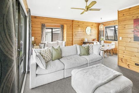 Photo of property in 14 Kentucky Crescent, Nawton, Hamilton, 3200