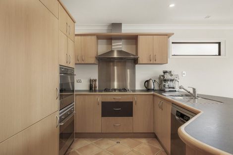 Photo of property in 145 Oceanview Road, Mount Maunganui, 3116