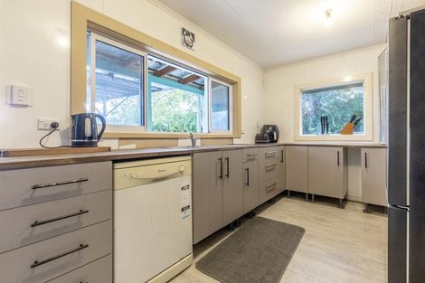 Photo of property in 42 Sydney Street, Takapau, 4203