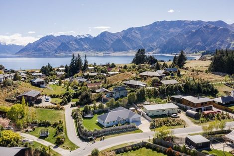 Photo of property in 22 Charles Court, Lake Hawea, Wanaka, 9382