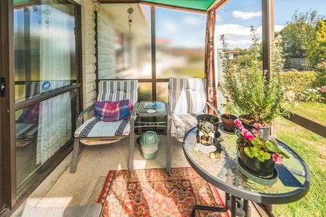 Photo of property in 16 Oaklea Avenue, Marton, 4710