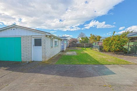 Photo of property in 23 Upham Street, Havelock North, 4130
