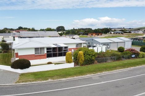 Photo of property in 38 Argyle Street, Weston, Oamaru, 9401