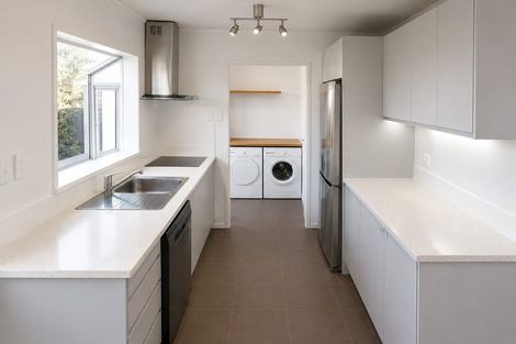 Photo of property in 2/36 Miro Street, New Lynn, Auckland, 0600