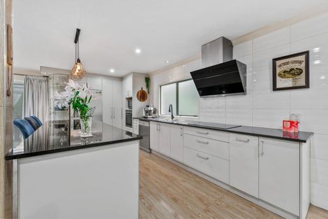 Photo of property in 6/19 Gardner Avenue, New Lynn, Auckland, 0600