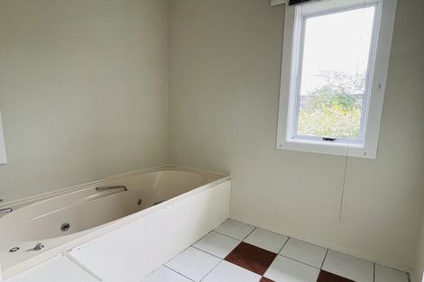 Photo of property in 125 Mangere Road, Otahuhu, Auckland, 1062