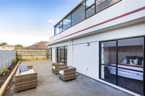 Photo of property in 122b Yaldhurst Road, Sockburn, Christchurch, 8042