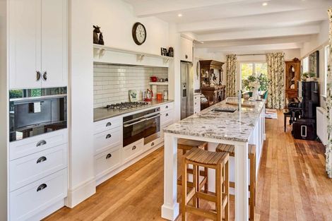 Photo of property in 68 Cheviot Road, Lowry Bay, Lower Hutt, 5013